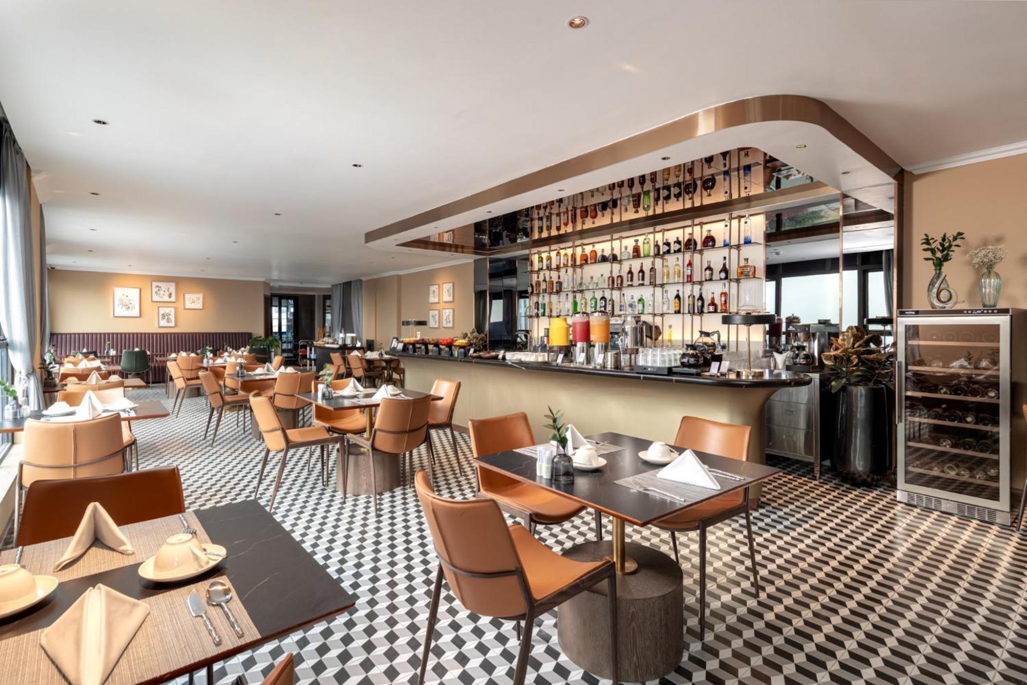 La Siesta Classic Hang Thung ฮานอย ภายนอก รูปภาพ The restaurant