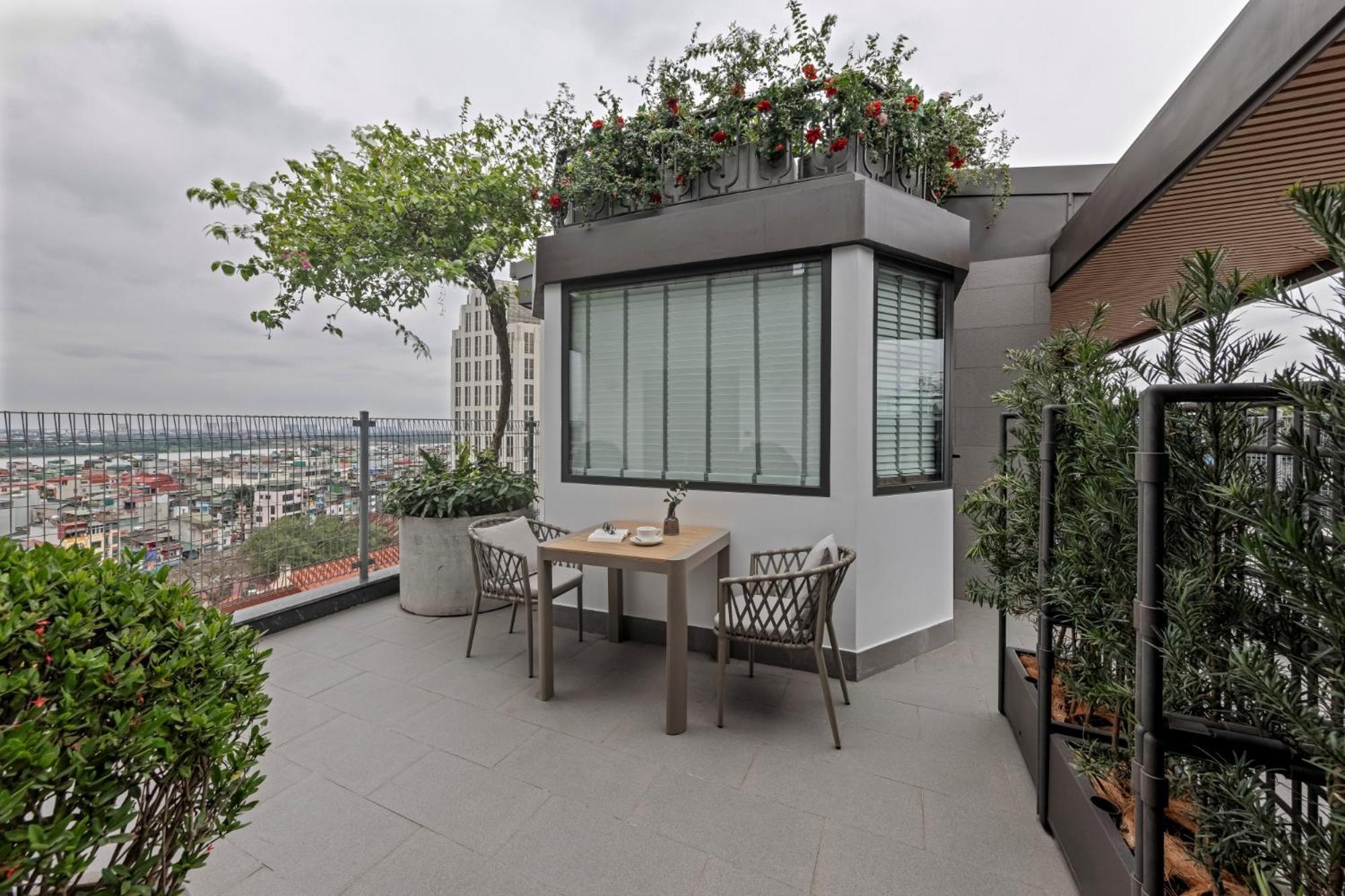 La Siesta Classic Hang Thung ฮานอย ภายนอก รูปภาพ Rooftop garden